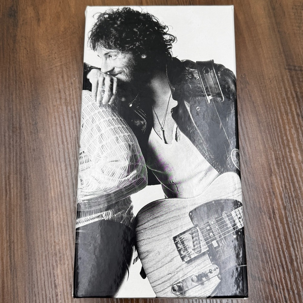 Bruce Springsteen Born To Run 30th Anniversary Box Set CD 2 DVD Sealed Discs⁠